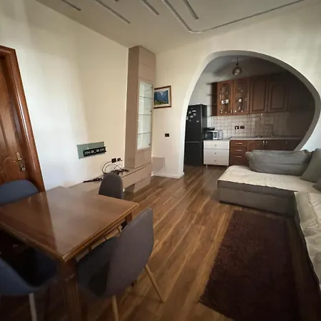 Izi Apartament Apartment Vlore